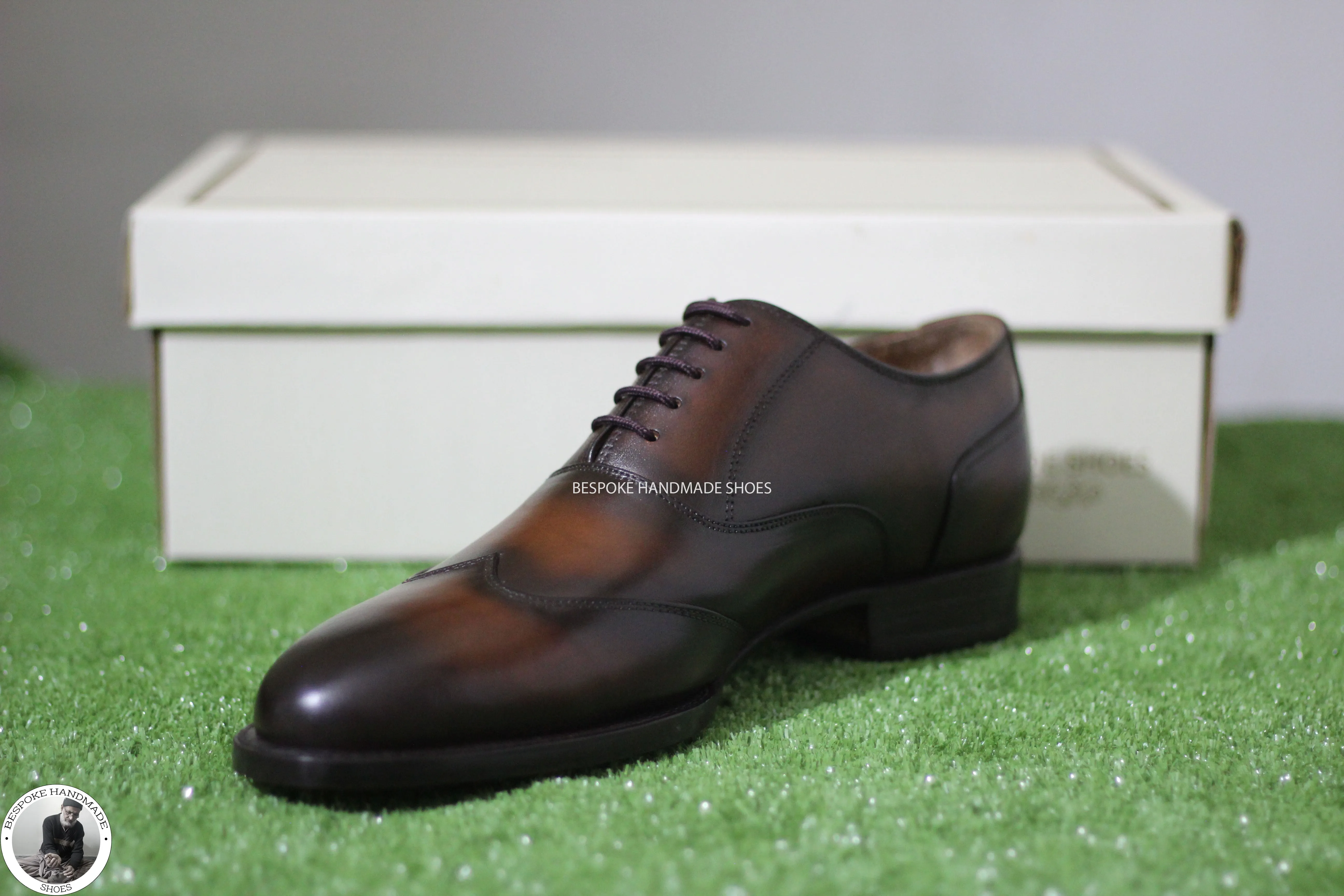 Custom Made Handmade Goodyear Welted Chocolate Brown Leather Oxford Lace up Wingtip Brogue Dress Shoes