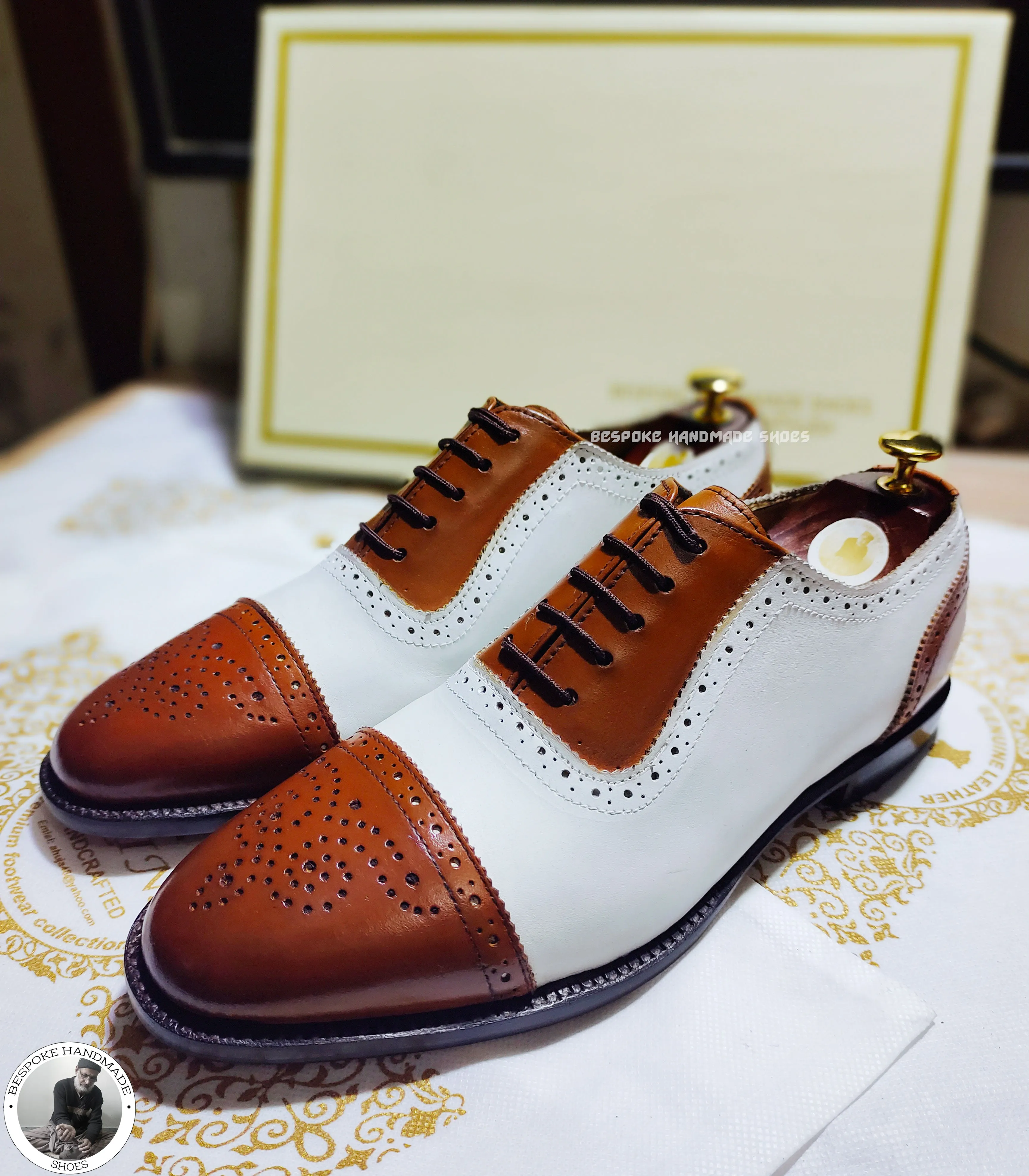 Handcrafted Men's White and Brown Leather Toe cap Brogue Oxford Lace up Formal Shoes