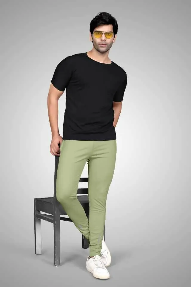 Men's Ultra Pista Tapered fit Track Pant