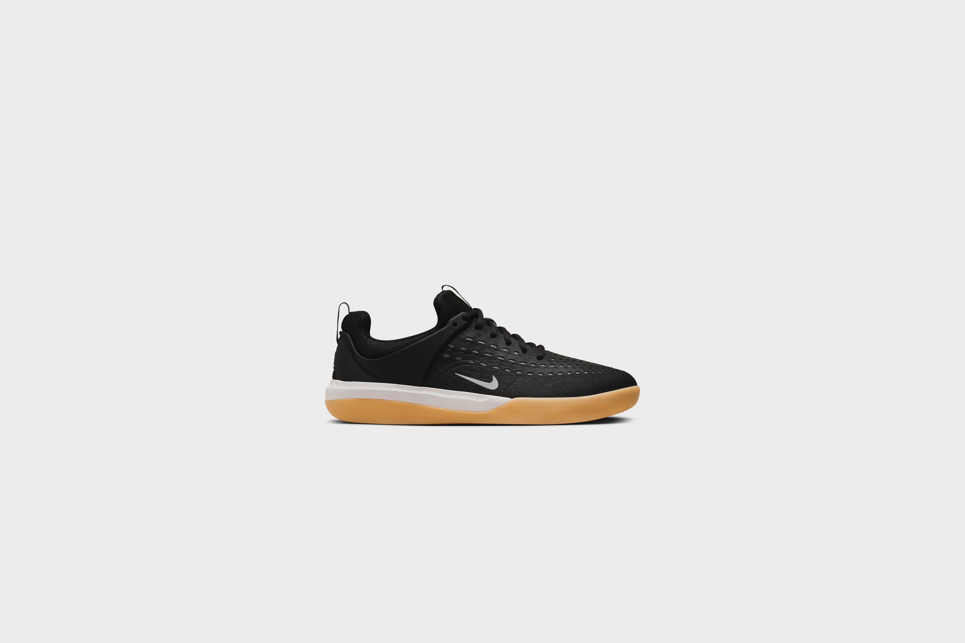 Nike SB Zoom Nyjah 3 (Black/White-Black-White)