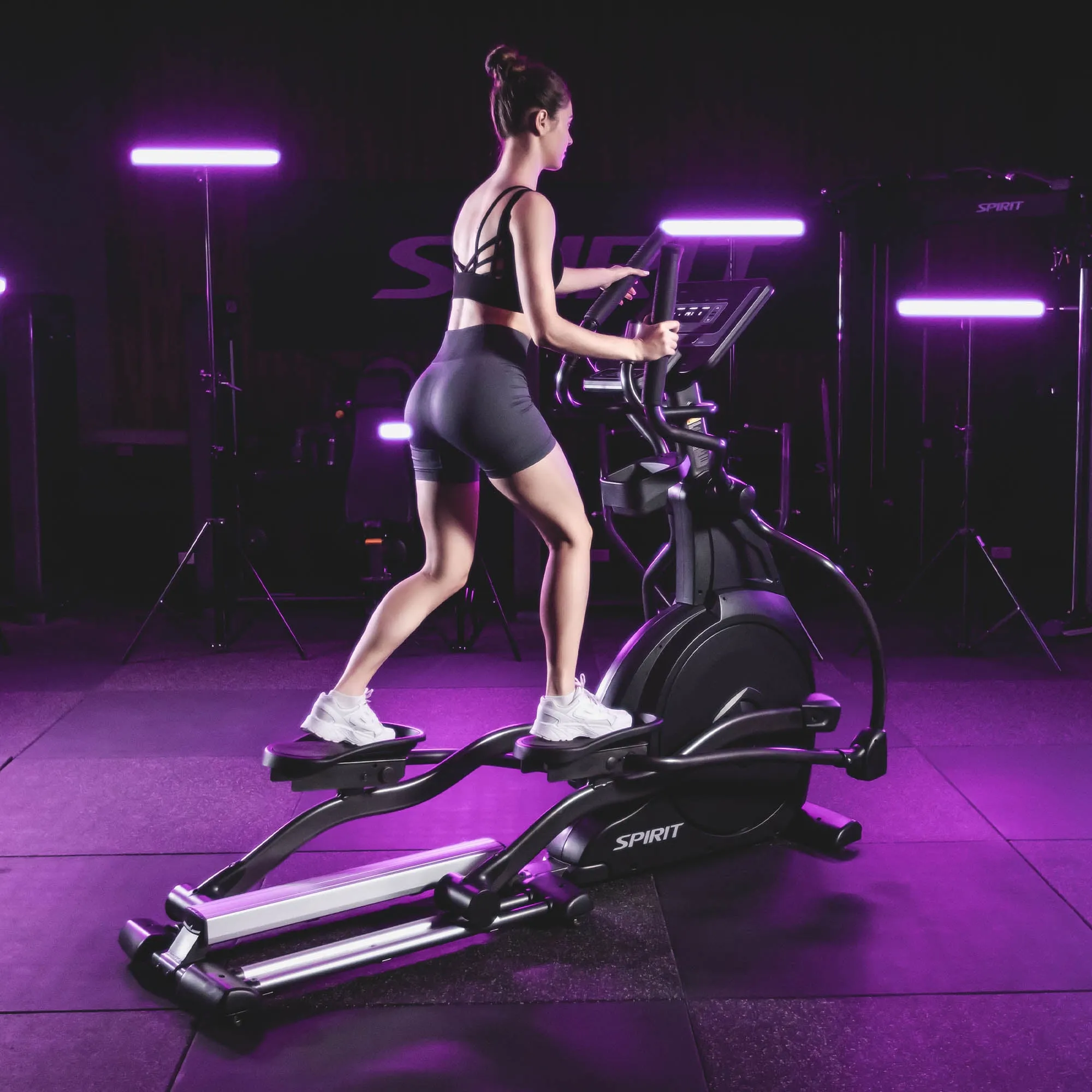 Spirit Fitness CE800  Elliptical Cross Trainer