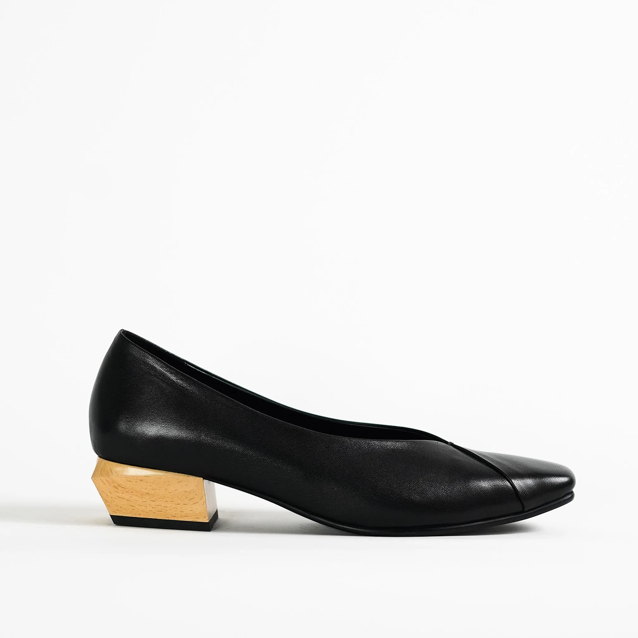 SS24 791030 | Michiko - Square Toe Heels | Yuko Imanishi 