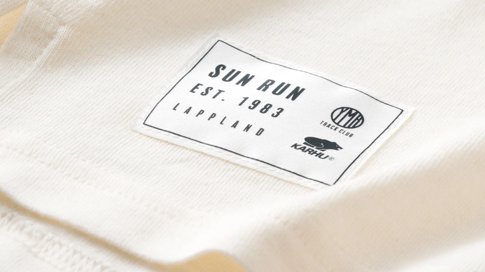 SUN RUN T–SHIRT WOMEN'S - OFF WHITE