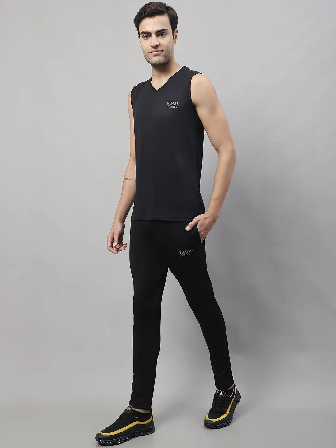 Vimal Jonney Black Dryfit Lycra Solid Co-ord Set Tracksuit For Men(Zip On 1 Side Pocket)